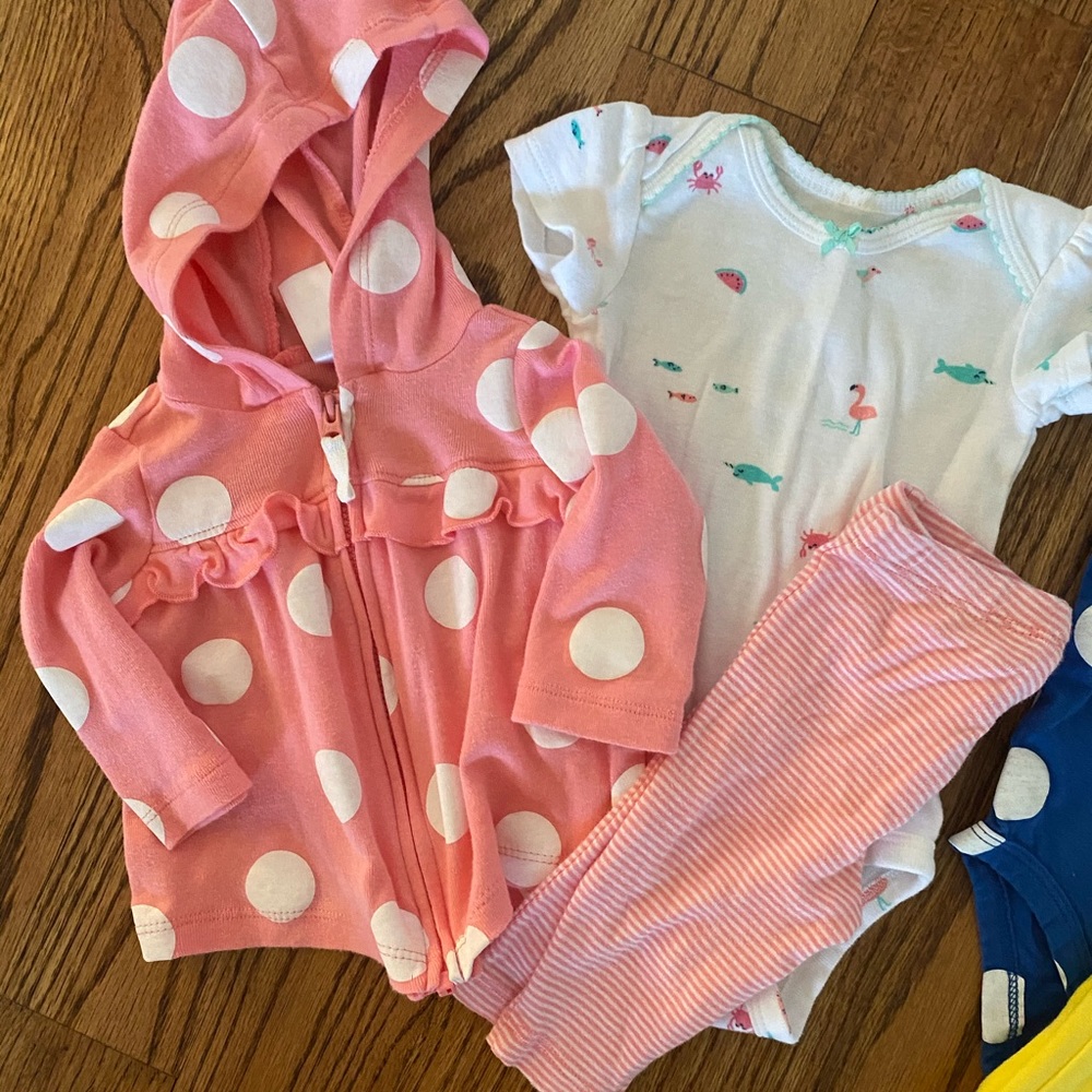 Carters Bundle Lot - Picture 2 of 4